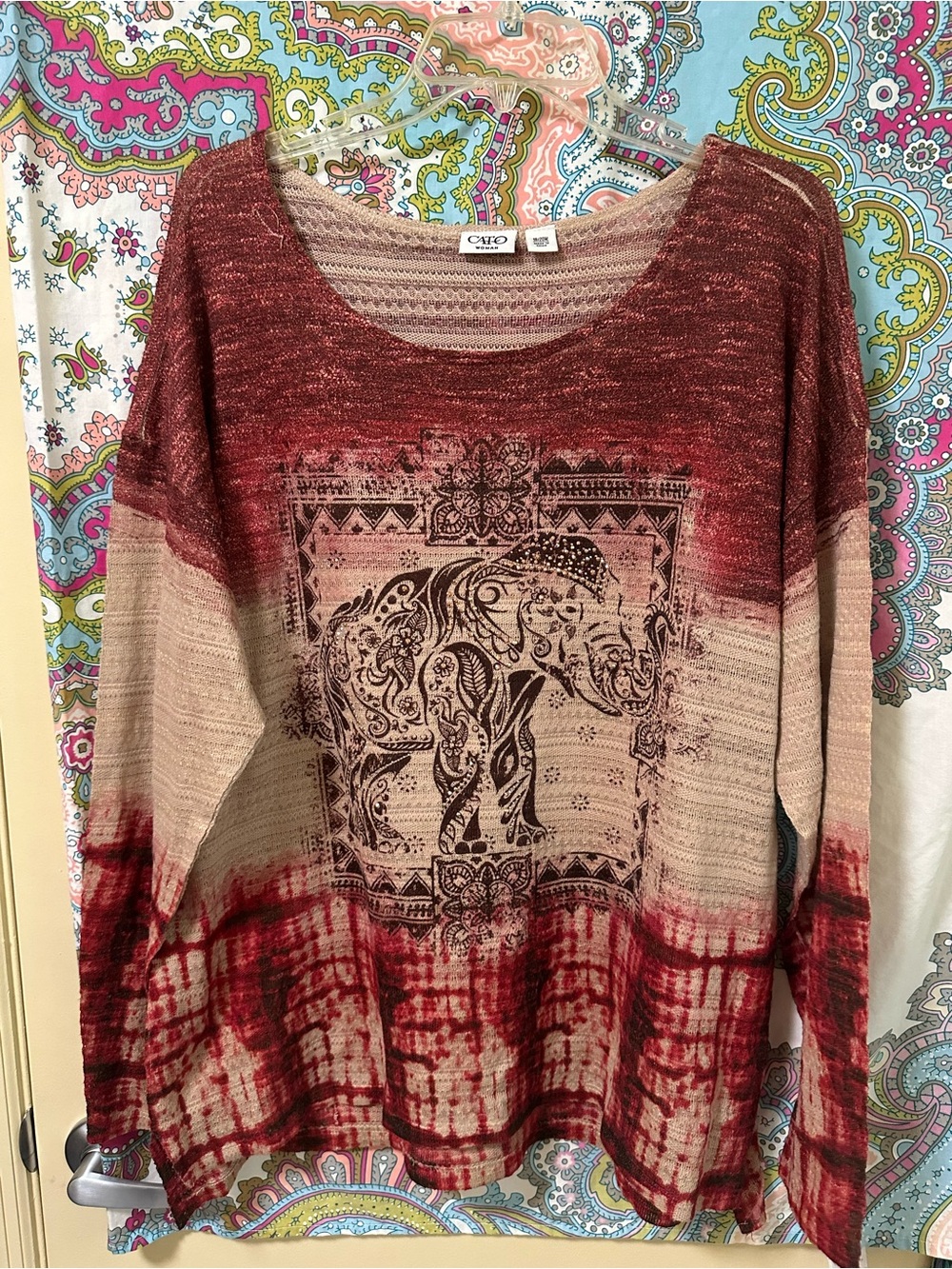 Scoop-Neck Long Sleeve Tee with Elephant Print - Burgundy/Cream